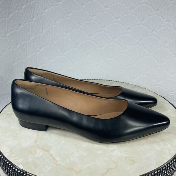 Clarks Flats Womens Sz 9.5 Black Leather Carabeth Abby Slip On Pointed Toe Shoes - Picture 1 of 12